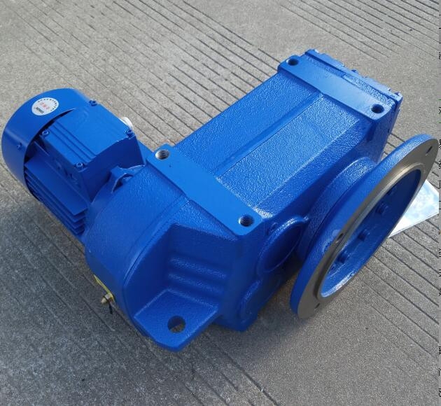  What are the characteristics and advantages of RV worm gear reducer?