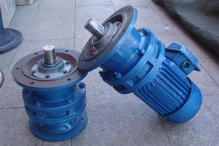 Does the new gear reducer need a running-in period when it is used?