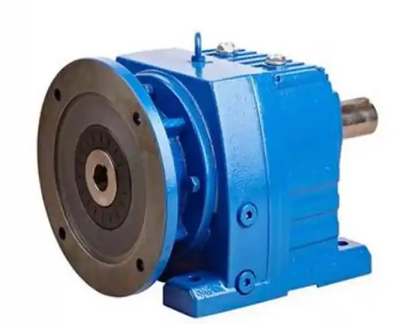 What specific faults will the installation deviation cause in the R series reducer?