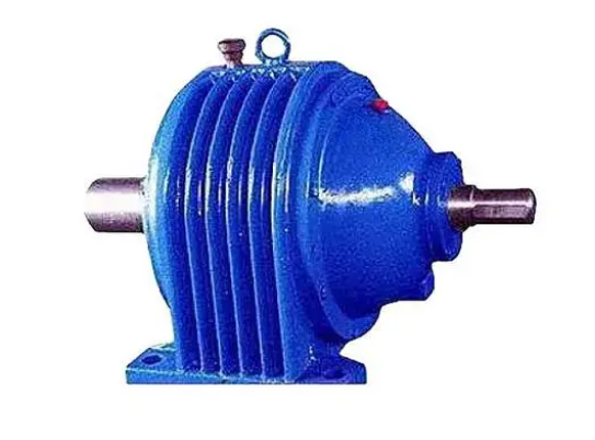 What is the normal service life of the WPWDK135-60-A worm gear reducer bearings?