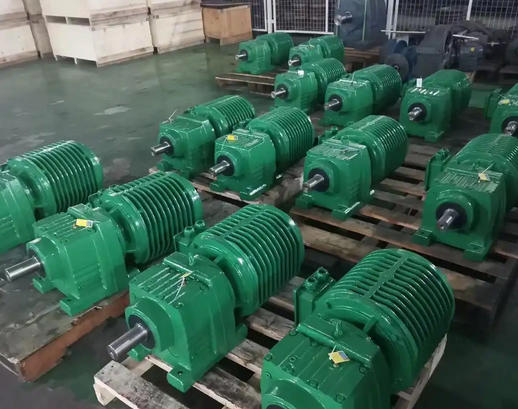 How to choose an oil cooling or water cooling system suitable for R27-15.63-0.25KW reducer