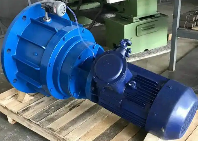 What impact will the box rupture have on the NGW-L41 reducer?